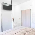 Konukevi Meravigliosa Casa Bianca Castellammare di Stabia